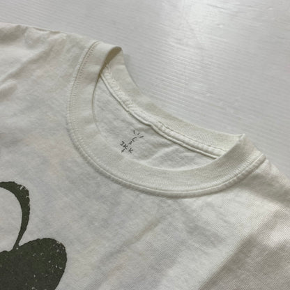 【中古品】【メンズ】 CACTUS JACK カクタスジャック × KAWS カウズ 別注 コラボ FRAGMENT S/S TEE CJFR-SS01 フラグメント ショートスリーブ Tシャツ トップス 半袖 142-260429-ko-02-tei サイズ：L カラー：ホワイト 万代Net店