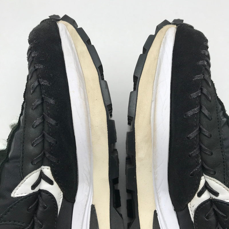 【中古品】【メンズ】 NIKE×SACAI×JEAN-PAUL GAULTIER ナイキ ×サカイ ×ジャンポール・ゴルチエ DH9186-001 VAPOR WAFFLE ”BLACK BLACK-WHITE” ヴェイパー ワッフル スニーカー 靴 160-260515-ky-02-teih サイズ：28cm カラー：ブラック 万代Net店