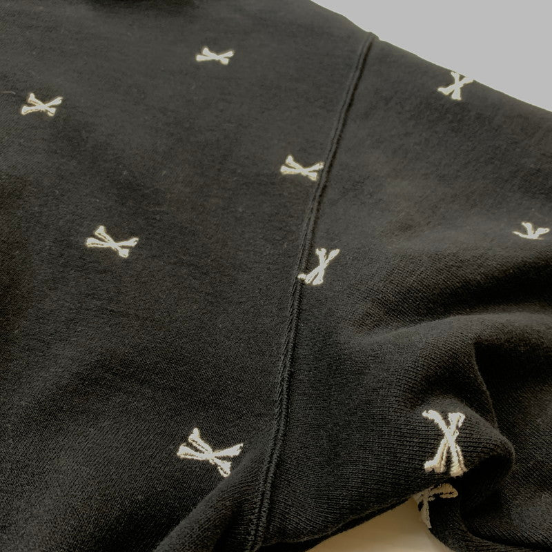 【中古品】【メンズ】 WTAPS ダブルタップス 22AW ACNE HOODY CTPLL TEXTILE 222ATDT-CSM26 クロスボーン フーディ トップス プルオーバーパーカー 142-260429-ko-09-fuzh サイズ：4 カラー：ブラック 万代Net店