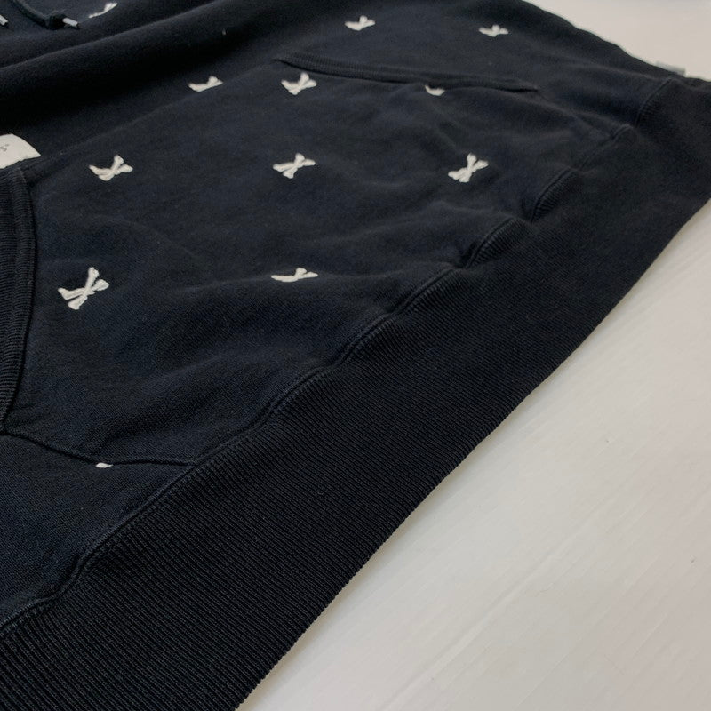 【中古品】【メンズ】 WTAPS ダブルタップス 22AW ACNE HOODY CTPLL TEXTILE 222ATDT-CSM26 クロスボーン フーディ トップス プルオーバーパーカー 142-260429-ko-09-fuzh サイズ：4 カラー：ブラック 万代Net店