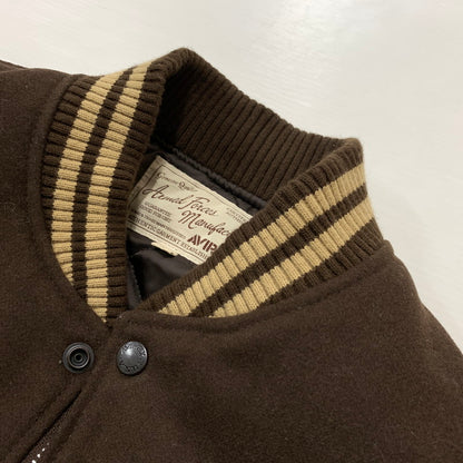 【中古品】【メンズ】 AVIREX アヴィレックス × SKOOKUM スクーカム 別注 コラボ VARSITY JACKET 6112166 バーシティ ジャケット アウター レザー スタジャン 142-260429-ko-06-tei サイズ：L カラー：ブラウン 万代Net店