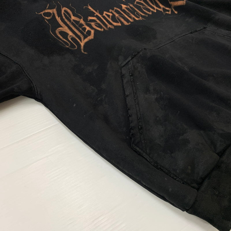 【中古品】【メンズ】 BALENCIAGA バレンシアガ 23AW METAL LOGO HOODIE 739024 TOVD8 メタル ロゴ フーディ トップス プルオーバーパーカー ダメージ加工 141-260429-ko-04-fuzh サイズ：2 カラー：ブラック 万代Net店