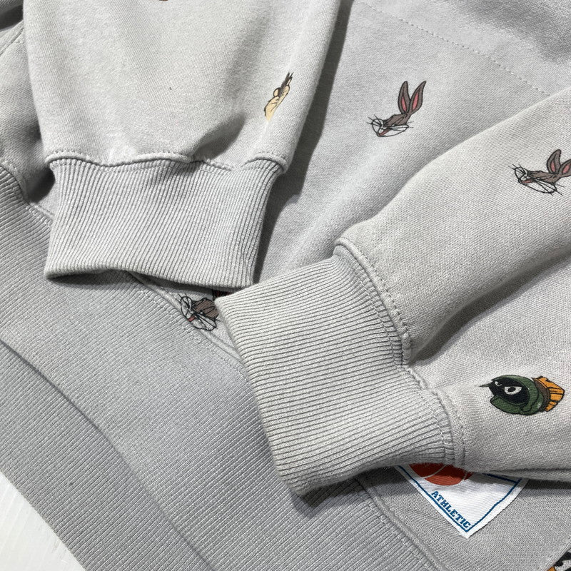 【中古品】【メンズ】 DUMBGOOD ダム グッド × SPACE JAM スペース ジャム 別注コラボ UO EXCLUSIVE ALLOVER PRINT HOOD エクスクルーシヴ オールオーバートップス プルーオーバーパーカー 142-260805-sa-06-tei サイズ：XL カラー：グレー 万代Net店