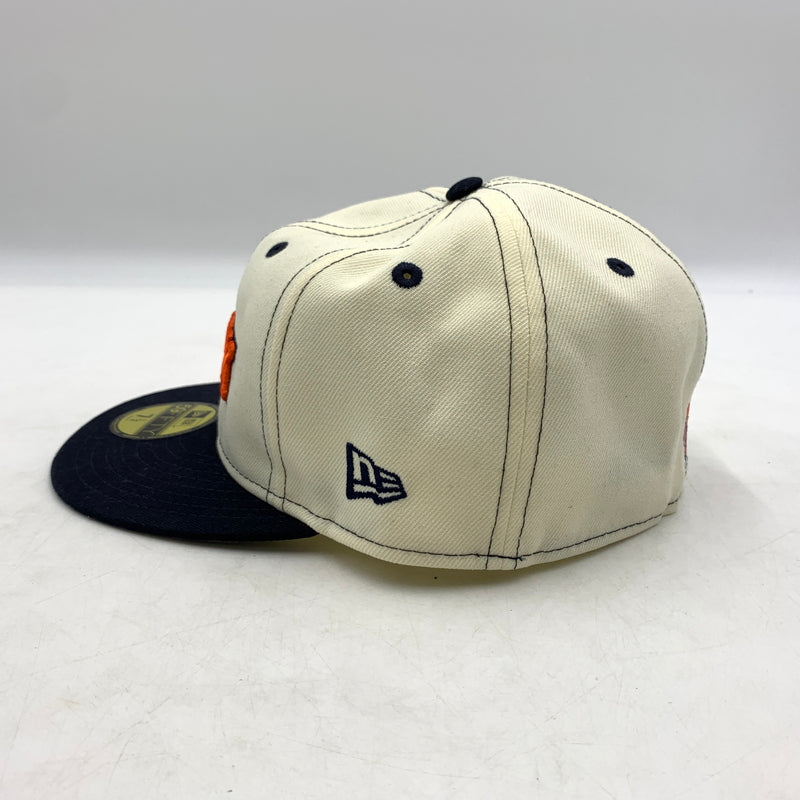 【中古品】【メンズ】 NEW ERA ニューエラ × the Apartment ジ アパートメント 別注 コラボ NEW YORK KNICKS SOFT BUCKRAM FITTED CAP ニューヨーク ニックス ソフトバックラム フィットキャップ 帽子 185-260624-ko-15-tei サイズ：7 1/2 カラー：アイボリー 万代Net店