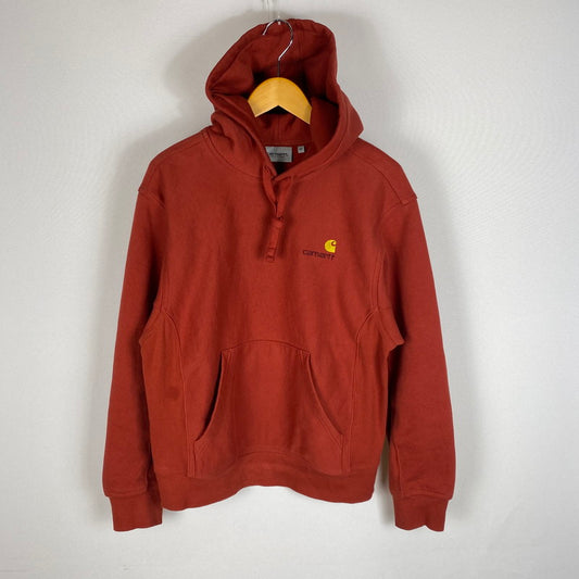 【中古品】【メンズ】 Carhartt WIP カーハート ワークインプログレス HOODED AMERICAN SCRIPT SWEAT IO28279 フーデッド アメリカン スクリプト スウェット トップス プルオーバーパーカー 145-260501-ks-16-tei サイズ：XS カラー：オレンジ 万代Net店
