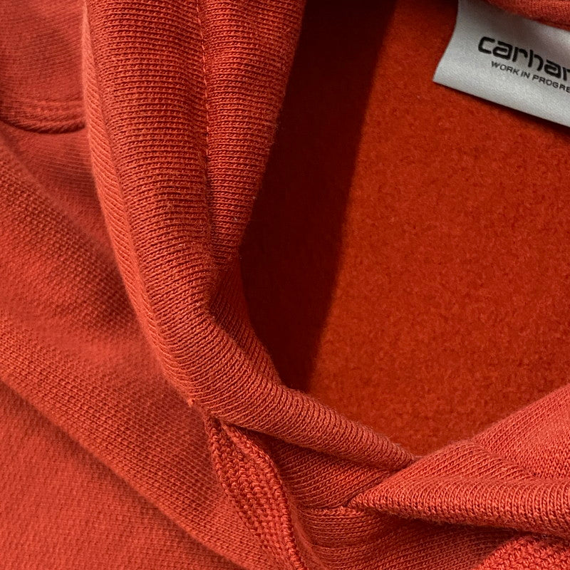 【中古品】【メンズ】 Carhartt WIP カーハート ワークインプログレス HOODED AMERICAN SCRIPT SWEAT IO28279 フーデッド アメリカン スクリプト スウェット トップス プルオーバーパーカー 145-260501-ks-16-tei サイズ：XS カラー：オレンジ 万代Net店