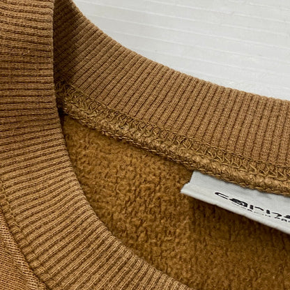 【中古品】【メンズ】 Carhartt WIP カーハート ワークインプログレス AMERICAN SCRIPT SWEAT IO25475 アメリカン スクリプト スウェット トップス トレーナー 145-260501-ks-09-fuzh サイズ：S カラー：ブラウン 万代Net店