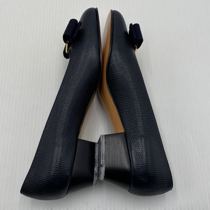 【中古品】【レディース】 SALVATORE FERRAGAMO サルヴァトーレ フェラガモ VARA ヴァラ 靴 パンプス 183-260819-sa-16-teih サイズ：5 1/2 カラー：ネイビー系 万代Net店