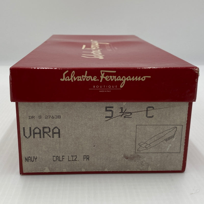 【中古品】【レディース】 SALVATORE FERRAGAMO サルヴァトーレ フェラガモ VARA ヴァラ 靴 パンプス 183-260819-sa-16-teih サイズ：5 1/2 カラー：ネイビー系 万代Net店