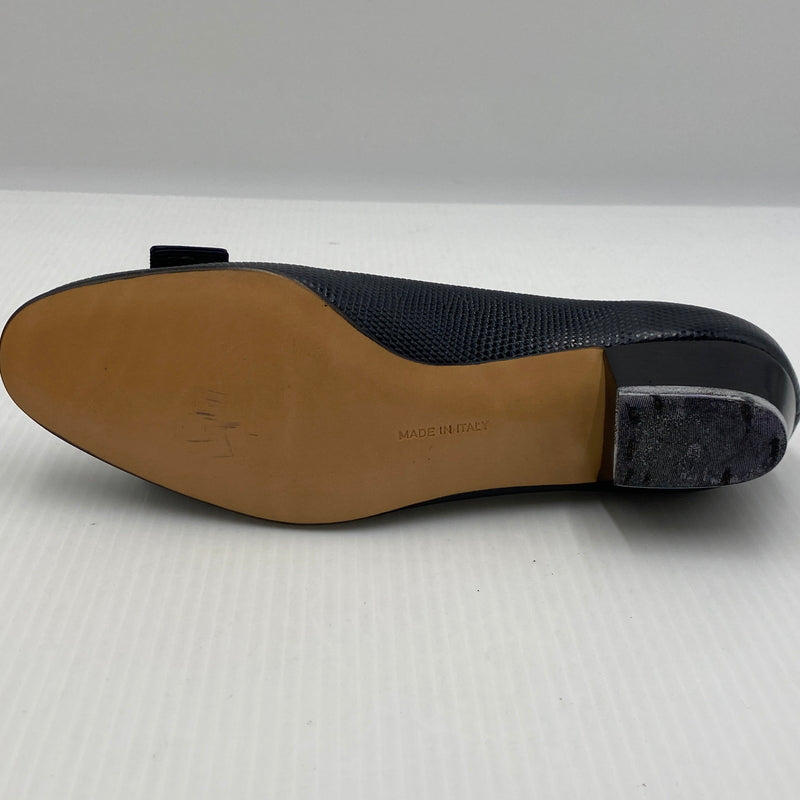 【中古品】【レディース】 SALVATORE FERRAGAMO サルヴァトーレ フェラガモ VARA ヴァラ 靴 パンプス 183-260819-sa-16-teih サイズ：5 1/2 カラー：ネイビー系 万代Net店