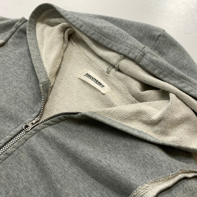 【中古品】【メンズ】 DISCOVERED ディスカバード × CHAMPION チャンピオン 別注 コラボ WIDE SWEAT HOODIE ワイド スウェット フーディ トップス フルジップパーカー 再構築 140-260504-ko-09-fuzh サイズ：不明 カラー：グレー 万代Net店