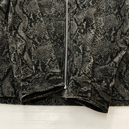 【中古品】【メンズ】 Supreme シュプリーム 20AW SNAKESKIN CORDUROY ZIP UP SHIRT スネークスキン コーデュロイ ジップアップ シャツジャケット ライトアウター 149-260502-yo-08-fuzh サイズ：XL カラー：グレー/ブラック 万代Net店