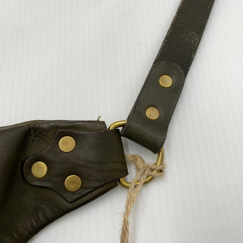 【中古品】【メンズ】 vasco ヴァスコ LEATHER WAIST BAG LARGE カバン VS-243L レザー ウエスト バッグ カバン ボディバッグ ラージ 188-260723-ko-06-tei サイズ：L カラー：オリーブ 万代Net店