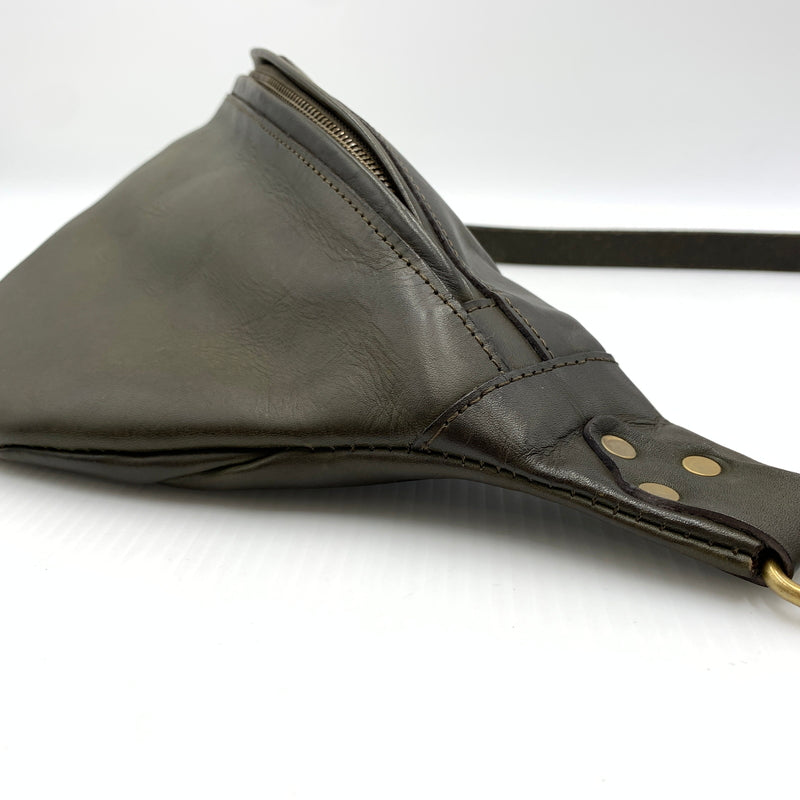 【中古品】【メンズ】 vasco ヴァスコ LEATHER WAIST BAG LARGE カバン VS-243L レザー ウエスト バッグ カバン ボディバッグ ラージ 188-260723-ko-06-tei サイズ：L カラー：オリーブ 万代Net店