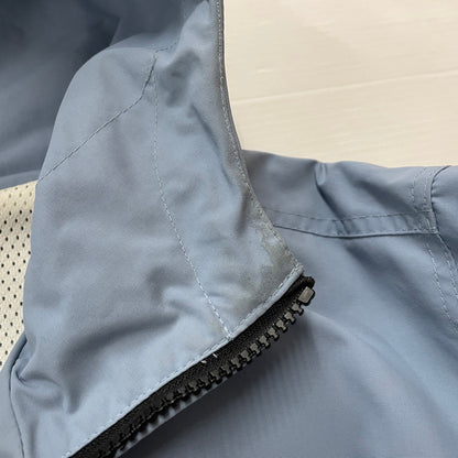 【中古品】【メンズ】 Carhartt WIP カーハート ワークインプログレス WINDBREAKER PULLOVER I030008 ウィンドブレーカー プルオーバー ジャケット ライトアウター 145-260502-yo-12-tei サイズ：M カラー：ライトブルー 万代Net店