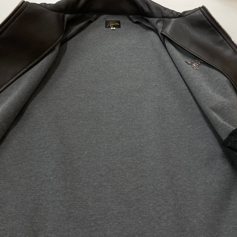 【中古品】【メンズ】 Needles ニードルス × NUBIAN ヌビアン 別注 コラボ TRACK JACKET "SYNTHETIC LEATHER" RW1649 トラックジャケット シンセティックレザー ライトアウター 140-260502-yo-13-tei サイズ：M カラー：ダークブラウン 万代Net店