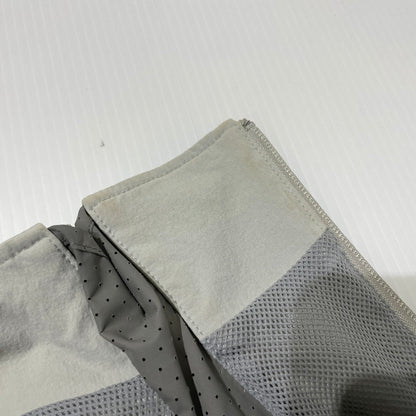 【中古品】【メンズ】 417EDIFICE フォーワンセブン エディフィス GREYFULLREG PUNCHING PANEL NYLON BLOUSON 25-011-312-1001-1-0 グレーフルテック パンチングパネル ナイロンブルゾン ライトアウター 147-260806-yo-19-tei サイズ：L カラー：グレー 万代Net店