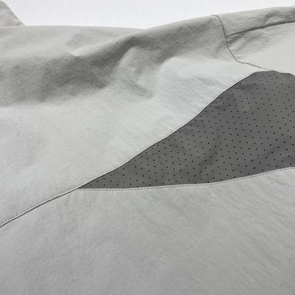 【中古品】【メンズ】 417EDIFICE フォーワンセブン エディフィス GREYFULLREG PUNCHING PANEL NYLON BLOUSON 25-011-312-1001-1-0 グレーフルテック パンチングパネル ナイロンブルゾン ライトアウター 147-260806-yo-19-tei サイズ：L カラー：グレー 万代Net店