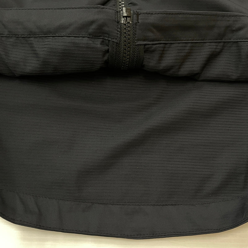 【中古品】【メンズ】 OAKLEY オークリー NYLON JACKET ナイロン ジャケット アウター 148-260901-sa-13-teih サイズ：M カラー：ブラック 万代Net店
