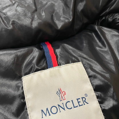 【中古品】【メンズ】 MONCLER モンクレール TIB GILET G32-003 ティブ ジレ ライトアウター ダウンベスト 141-260507-ks-03-tei サイズ：1　※アニメタグ欠品 カラー：ブラック 万代Net店