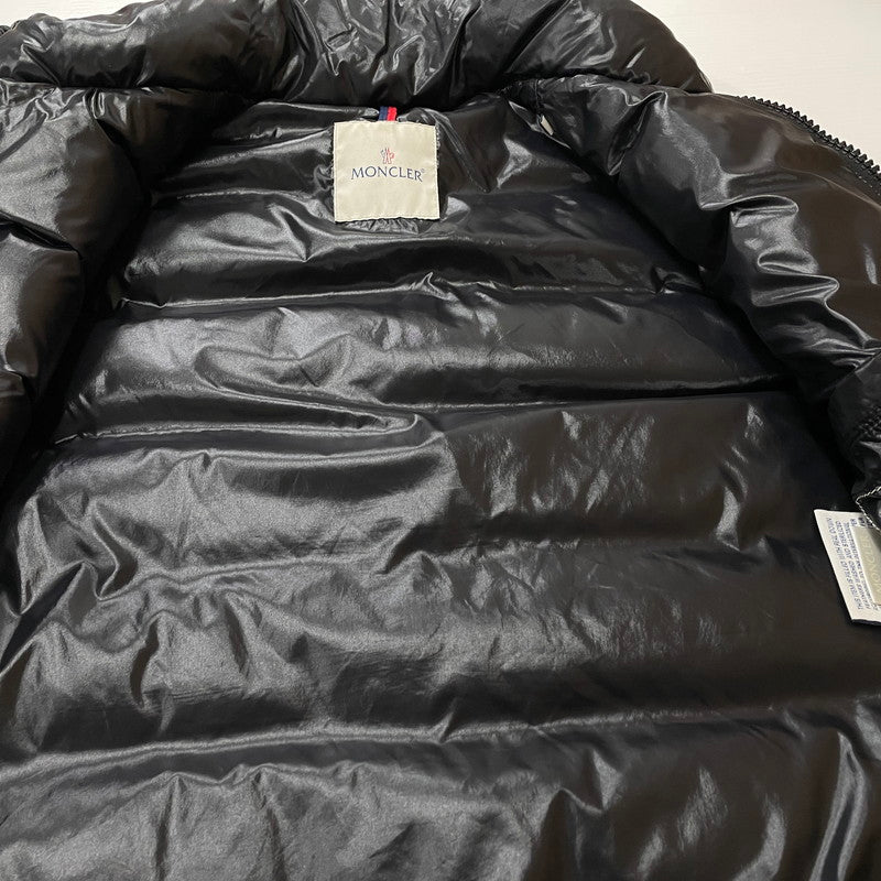 【中古品】【メンズ】 MONCLER モンクレール TIB GILET G32-003 ティブ ジレ ライトアウター ダウンベスト 141-260507-ks-03-tei サイズ：1　※アニメタグ欠品 カラー：ブラック 万代Net店