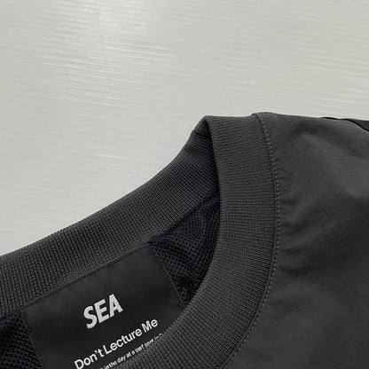 【中古品】【メンズ】 WINDANDSEA ウィンダンシー 22AW SWITCH TECH CREW NECK WDS-O-TECH-23-Q2-CS-01 スイッチ テック クルーネック ライトアウター 142-260507-ks-06-tei サイズ：XL カラー：ブラック 万代Net店