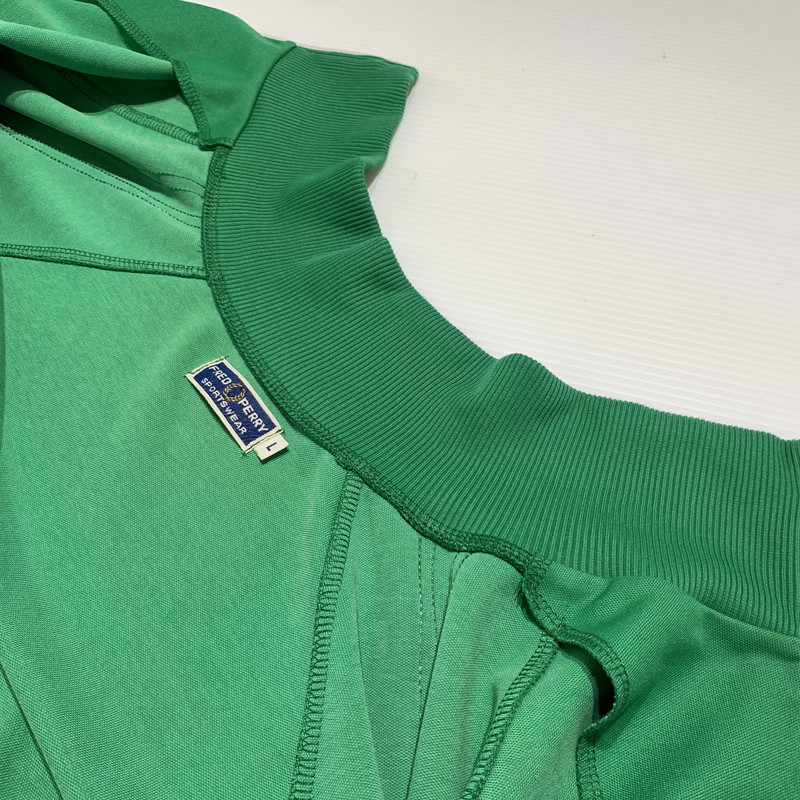 【中古品】【メンズ】 FRED PERRY フレッドペリー 70's TRACK JACKET VINTAGE J6327 70年代 トラックジャケット ライトアウター ヴィンテージ 141-260615-yo-11-tei サイズ：L カラー：グリーン 万代Net店