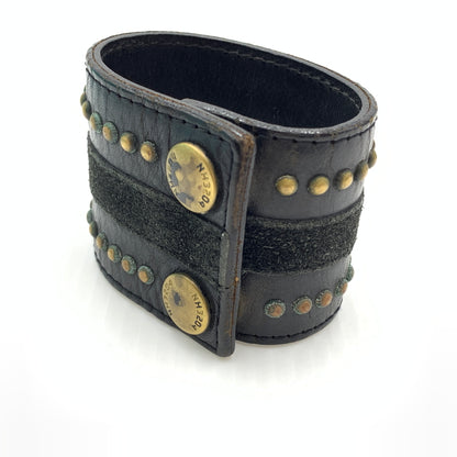 【現状渡し品】【メンズ】 NEIBORHOOD ネイバーフッド LEATHER BANGLE レザー バングル アクセサリー スタッズ 192-260724-ko-09-tei カラー：ブラック 万代Net店