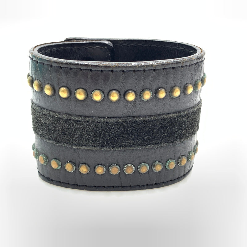 【現状渡し品】【メンズ】 NEIBORHOOD ネイバーフッド LEATHER BANGLE レザー バングル アクセサリー スタッズ 192-260724-ko-09-tei カラー：ブラック 万代Net店