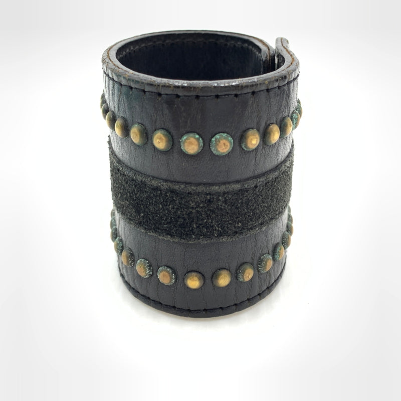 【現状渡し品】【メンズ】 NEIBORHOOD ネイバーフッド LEATHER BANGLE レザー バングル アクセサリー スタッズ 192-260724-ko-09-tei カラー：ブラック 万代Net店