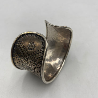 【中古品】【メンズ】 HILL TRIBE 山岳民族 SILVER BANGLE シルバーバングル アクセサリー 服飾雑貨 191-260511-ks-07-tei カラー：シルバー 万代Net店
