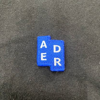 【中古品】【メンズ】 ADERERROR アーダーエラー TRS TAG SWEAT SHIRT BO42FYTS0201 TRSタグ スウェット シャツ 半袖 トップス 141-260508-ks-10-tei サイズ：L カラー：ブラック 万代Net店