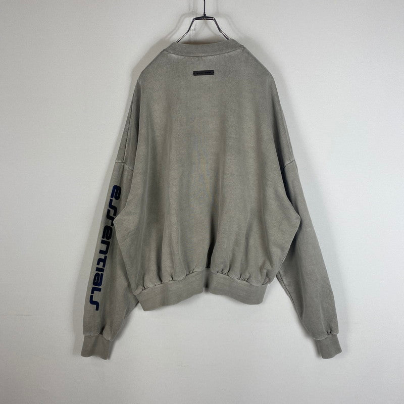 【中古品】【メンズ】 FEAR OF GOD ESSENTIALS フィアーオブゴッド エッセンシャルズ HEAVY FLEECE CROPPED SWEATSHIRT 253METSW05 ヘビー フリース クロップド スウェットシャツ トップス トレーナー 142-260508-ks-08-tei サイズ：L カラー：グレー 万代Net店