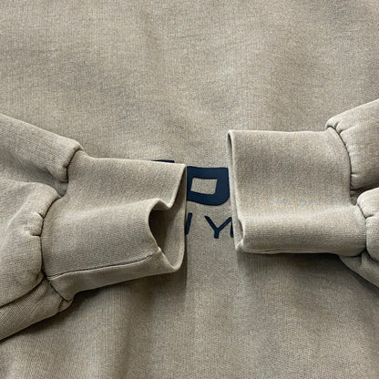 【中古品】【メンズ】 FEAR OF GOD ESSENTIALS フィアーオブゴッド エッセンシャルズ HEAVY FLEECE CROPPED SWEATSHIRT 253METSW05 ヘビー フリース クロップド スウェットシャツ トップス トレーナー 142-260508-ks-08-tei サイズ：L カラー：グレー 万代Net店