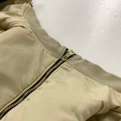 【中古品】【メンズ】 VETEMENTS ヴェトモン × ALPHAINDUSTRIES アルファ インダストリーズ 別注 コラボ 20AW REVERSIBLE DOUBLEZIP BLOUSON UAH21JA001 リバーシブル ダブルジップ ブルゾン アウター 141-260508-ks-25-tei サイズ：M カラー：ブラックアイボリー 万代Net店