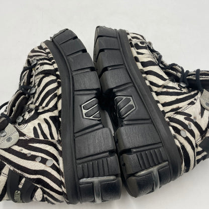 【中古品】【メンズ】 VETEMENTS ヴェトモン × NEWROCK ニューロック 別注 コラボ PLATFORM SNEAKERS "ZEBRA" プラットフォーム スニーカー ゼブラ 靴 シューズ 162-260604-yo-04-tei サイズ：42 カラー：ゼブラ 万代Net店