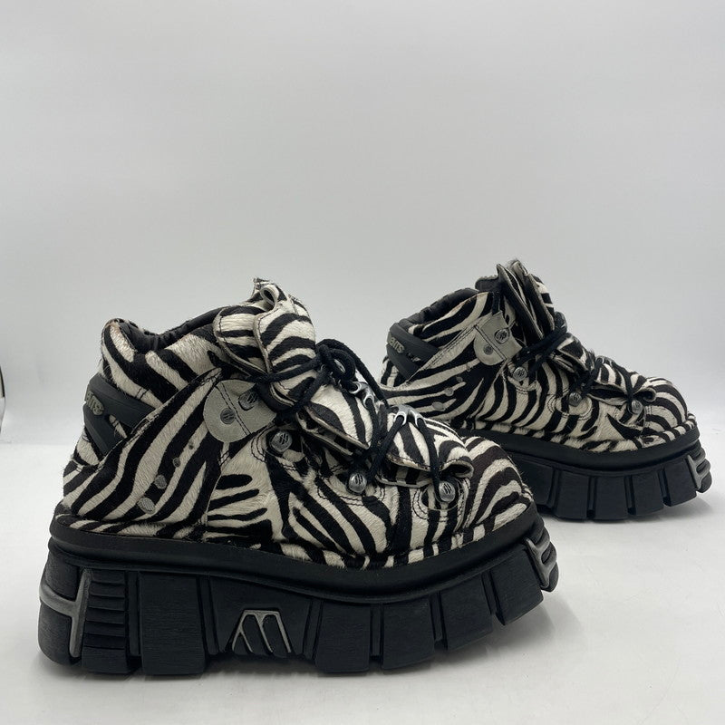 【中古品】【メンズ】 VETEMENTS ヴェトモン × NEWROCK ニューロック 別注 コラボ PLATFORM SNEAKERS "ZEBRA" プラットフォーム スニーカー ゼブラ 靴 シューズ 162-260604-yo-04-tei サイズ：42 カラー：ゼブラ 万代Net店