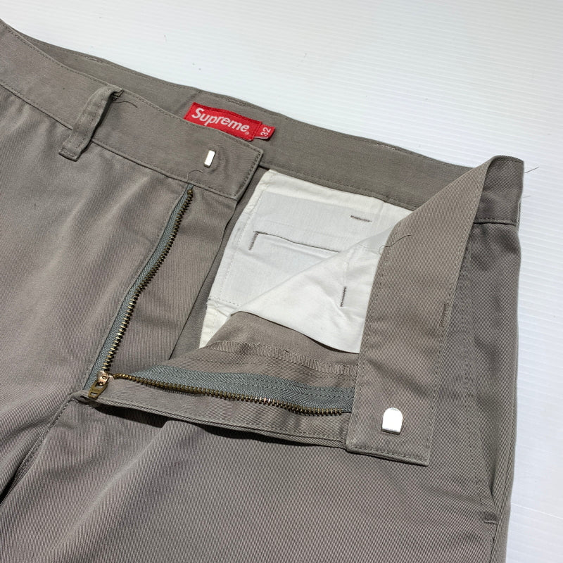 【中古品】【メンズ】 Supreme シュプリーム WORK CHINO PANT ワーク チノパンツ ボトムス ストレートパンツ 149-260716-ko-14-tei サイズ：32 カラー：ベージュ系/グレー系 万代Net店