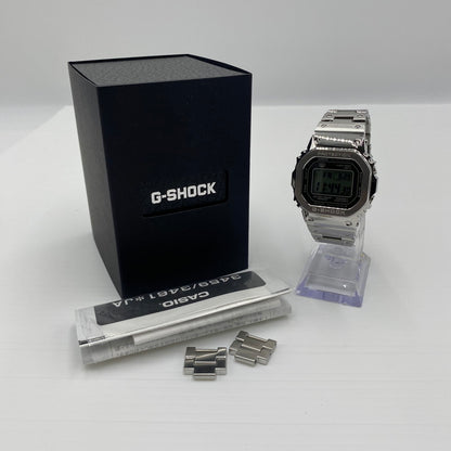 【中古品】【メンズ】 CASIO G-SHOCK FULL METAL 5000 SERIES GMW-B5000D-1JF ジーショック フルメタル 5000シリーズ デジタル腕時計 時計 アクセサリー 196-260529-ks-04-tei カラー：シルバー 万代Net店