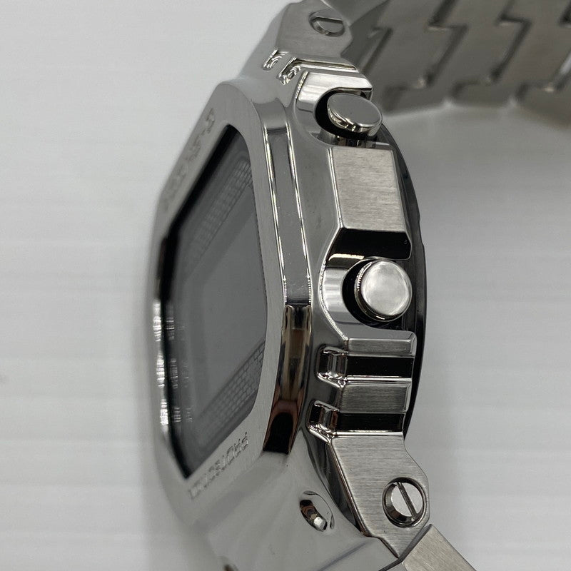 【中古品】【メンズ】 CASIO G-SHOCK FULL METAL 5000 SERIES GMW-B5000D-1JF ジーショック フルメタル 5000シリーズ デジタル腕時計 時計 アクセサリー 196-260529-ks-04-tei カラー：シルバー 万代Net店