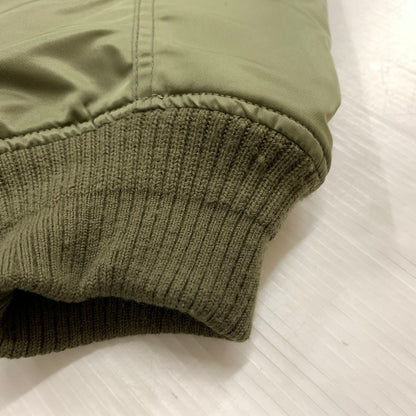 【現状渡し品】【メンズ】 NEIGHBORHOOD ネイバーフッド 25AW MA-1 FLIGHT JACKET MOD 252SPNH-JKM02 MA-1 フライト ジャケット アウター 142-260508-ks-27-tei サイズ：M カラー：カーキ 万代Net店
