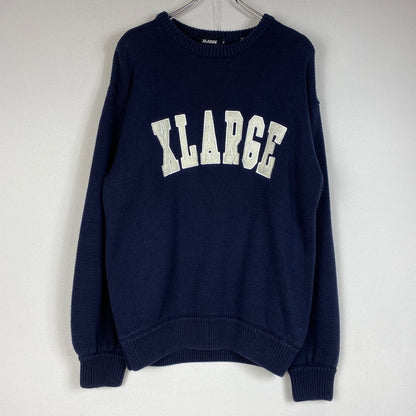 【中古品】【メンズ】 X-LARGE エクストララージ COLLEGE LOGO CREWNECK KNIT 101204015001 カレッジロゴ クルーネックニット トップス セーター 142-260716-ss-02-tei サイズ：M カラー：ネイビー 万代Net店