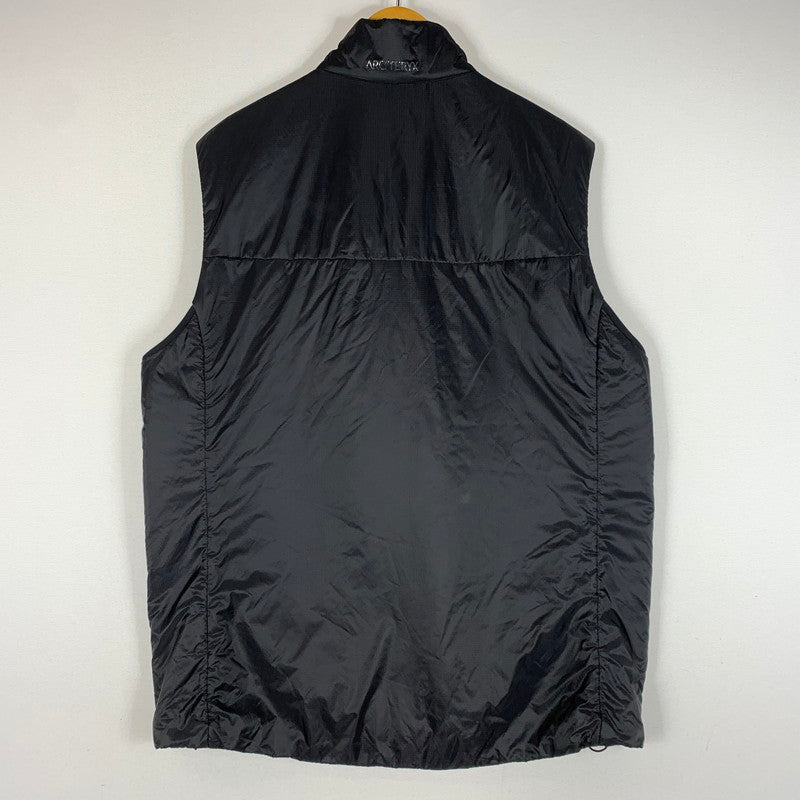 【中古品】【メンズ】 ARC'TERY アークテリクス BATTING VEST X000006767-142584 バッティング ベスト ライトアウター 中綿ベスト 144-260510-ko-01-tei サイズ：L カラー：ブラック 万代Net店