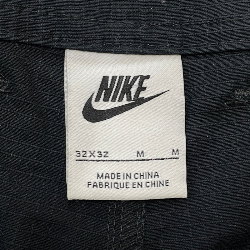【中古品】【メンズ】 NIKE ナイキ CARGO PANT FZ5766-010 カーゴ パンツ ボトムス 159-260901-sa-08-teih サイズ：M カラー：ブラック 万代Net店