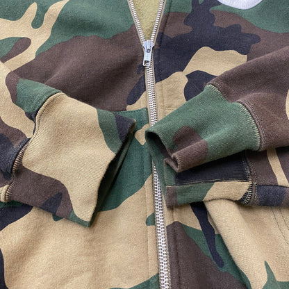 【中古品】【メンズ】 Supreme シュプリーム 25AW SLOGO ZIPUP HOODED SWEAT SHIRT Sロゴ ジップアップ フーデッド スウェットシャツ トップス パーカー 149-260518-ks-12-fuzh サイズ：M カラー：カモ柄 万代Net店