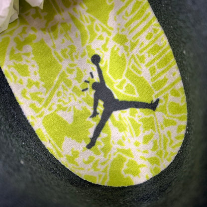 【中古品】【メンズ】 NIKE ナイキ × TRAVIS SCOTT トラヴィス スコット別注 コラボ JUMPMAN JACK TR FZ8117-204 ジャンプマン ジャック スニーカー 靴 シューズ 160-260711-ko-14-tei サイズ：27cm カラー：ベージュ 万代Net店