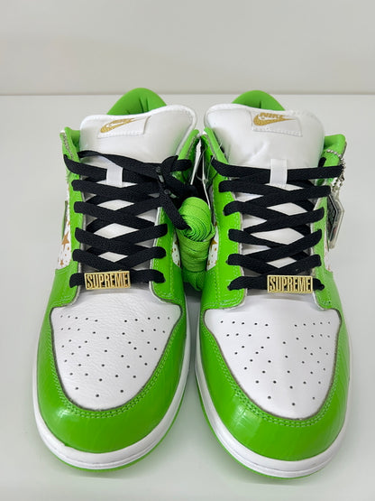 【中古美品】【メンズ】 NIKE SB ナイキ スケートボーディング × Suprme シュプリーム 別注 コラボ DUNK LOW OG QS DH3228-101 ダンク ロー オリジナル クイックストライク スニーカー 靴 160-260801-kk-07-hon カラー：WHITE/MEAN GREEN-METALLIC GOLD 万代Net店
