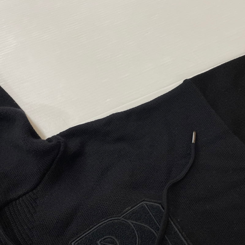 【中古品】【メンズ】 BURBERRY バーバリー PATCH LOGO BURLTON KNIT HOODIE パッチ ロゴニット バールトン フーディー 長袖 トップス ジップパーカー 141-260513-yo-02-tei サイズ：M カラー：ブラック 万代Net店