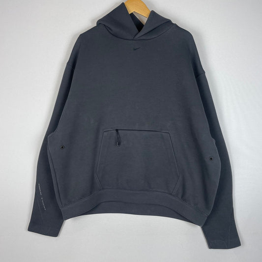 【中古品】【メンズ】 NIKE ナイキ TECH FLEECE OVERSIZE HOODIE HV6536-060 テック フリース オーバーサイズ フーディー トップス プルオーバーパーカー 148-260528-ss-07-tei サイズ：L カラー：グレー 万代Net店