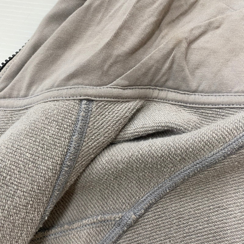 【中古品】【メンズ】 C.P.COMPANY シーピーカンパニー ZIP HOODIE 12CMSS116A 005086W ジップ フーディー トップス 141-260518-ks-14-tei サイズ：L カラー：グレー 万代Net店